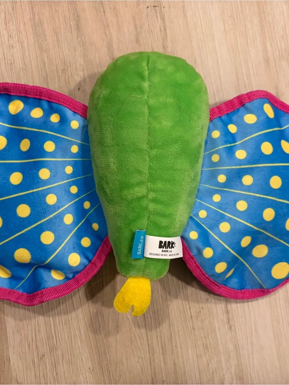 Bark Freddy Flying Fish Dog Toy